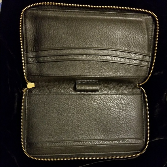 Tory Burch Landon Large Travel Wallet Clutch - Picture 5 of 6